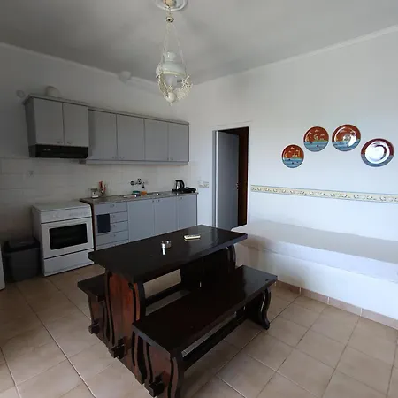 Apartment Constantina