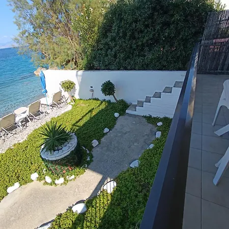 Constantina Apartment *