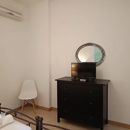 Constantina Apartment