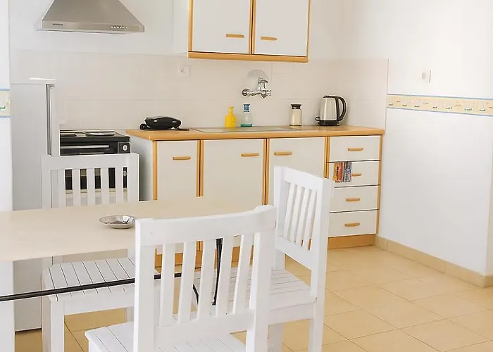 Апартаменты Constantina Ligia (Corinthia)