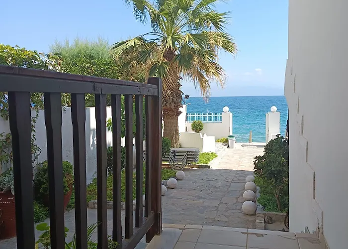 Constantina * Ligia (Corinthia)