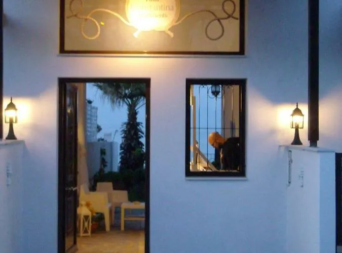 Apartment Constantina *